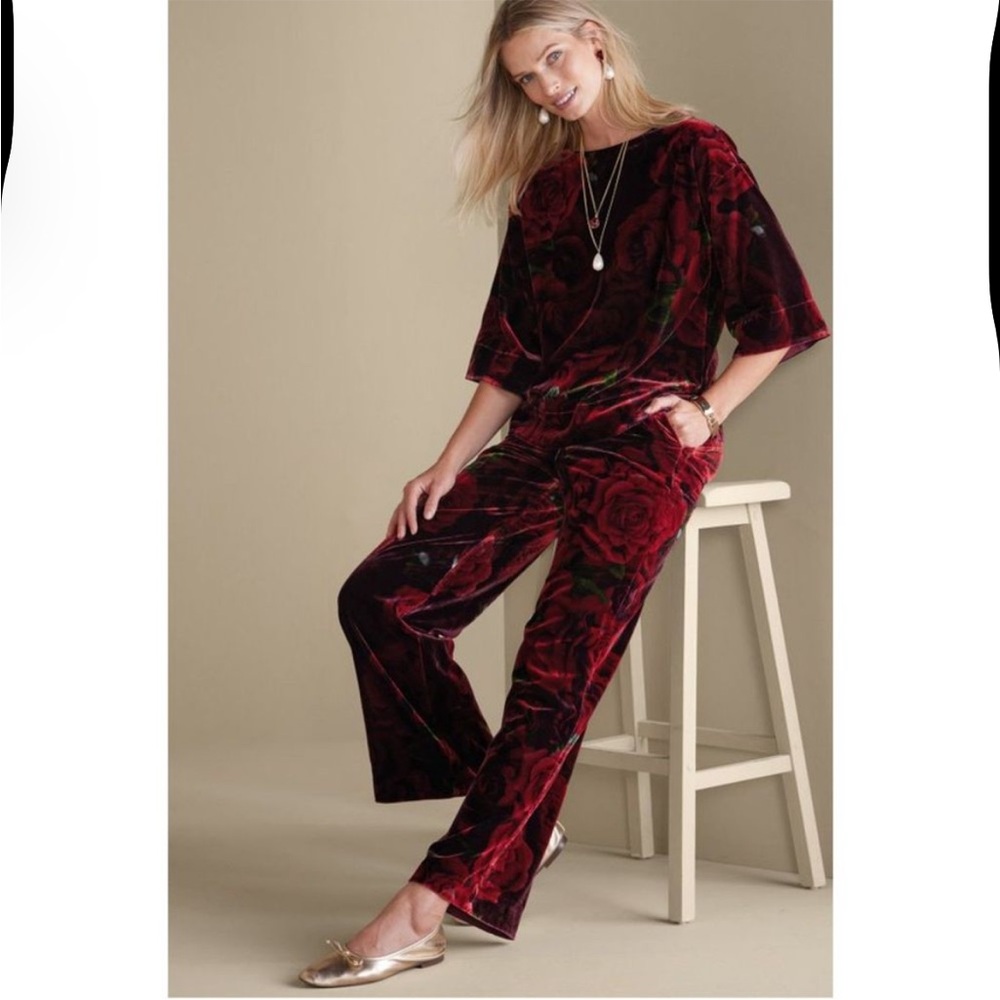 Soft Surroundings Aria Velvet Wide Leg Romantic Roses Pants - Picture 2 of 10